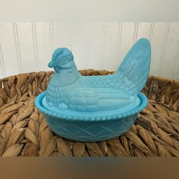 Hen on a Nest - Picture 1 of 7